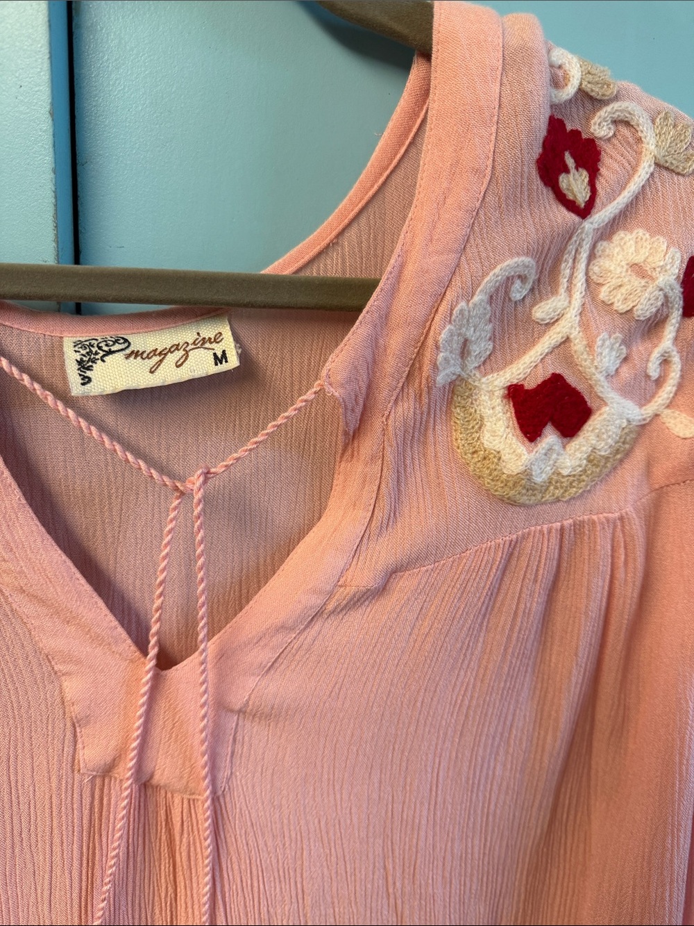 Magazine Pretty Pink Embroidered Blouse, M